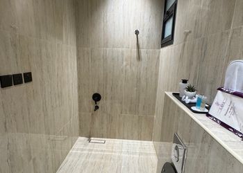 استديو هادئ بدخول ذاتي 