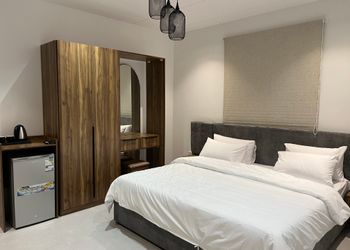 استديو بسرير ماستر ودخول ذاتي