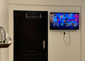 استوديو بسرير ماستر