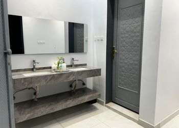 استراحة بمسطح اخضر