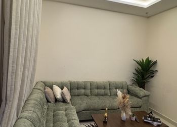 شقة بصالة و غرفة نوم 