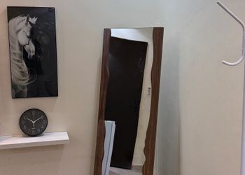 استديو بسرير ماستر وجلسة جانبية