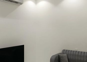 شقة بغرفة نوم وصالة انيقة