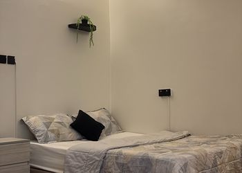 استديو بسرير ماستر ودخول ذاتي