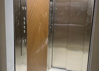 استديو بدخول ذاتي وسرير مريح 