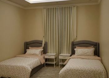 شقة بغرفتين نوم وصالة