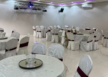 استراحة بمسطح اخضر ومجالس
