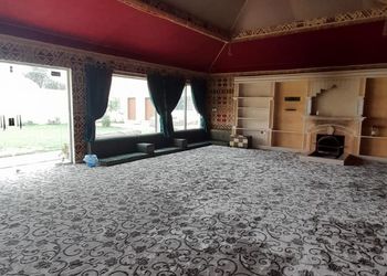 استراحة بمجالس وجلسة خارجية 