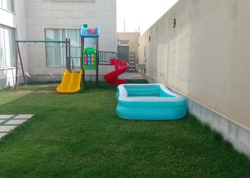 شاليه بمسبح داخلي بتدفئه 