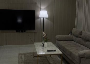 استديو بسرير ماستر