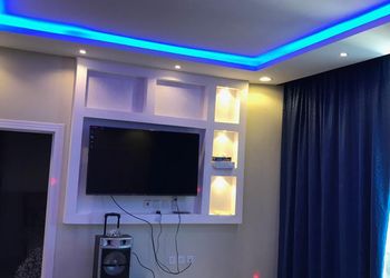 شالية بمجلس ومسبح العاب مائية
