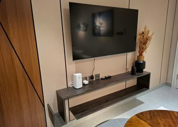 استديو بسرير ماستر 