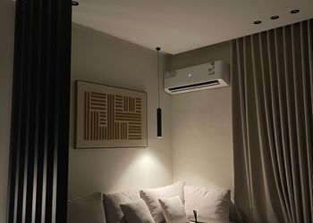 استديو بدخول ذاتي وتصميم هادئ 