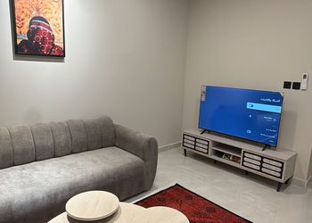 شقة بغرفتين نوم وصالة