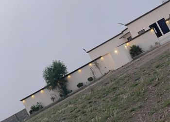 مزرعة بجلسة خارجية ومجالس 