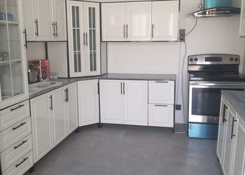 شالية بإطلالة على الجبل 