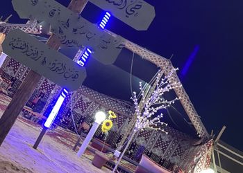 مخيم ببيت شعر وجلسة خارجية 