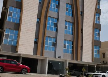 استديو بأثاث مريح وبسيط 