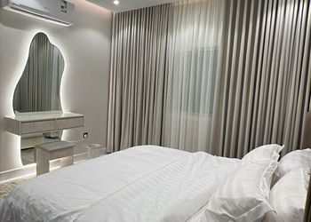 استديو بسرير ماستر ودخول ذاتي