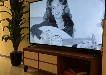 استديو بسرير ماستر وجلسة جانبية 
