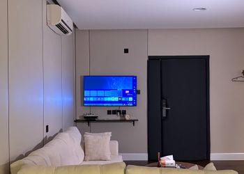 استديو هادئ بسرير ماستر 