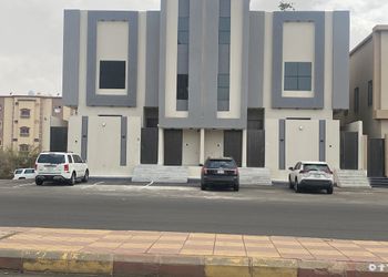 استديو بدخول ذاتي وسرير مريح