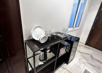 استديو بسرير ماستر وجلسة جانبية 