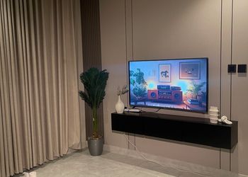 استديو بدخول ذاتي وتصميم هادئ 