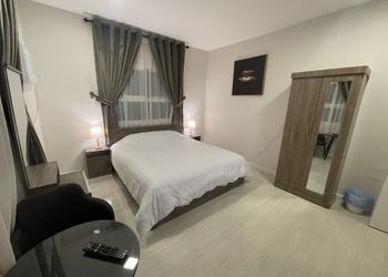 استديو انيق بسرير ماستر