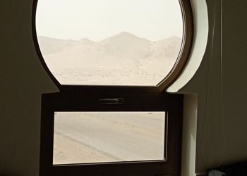 شقة بغرفتين نوم وصالة 