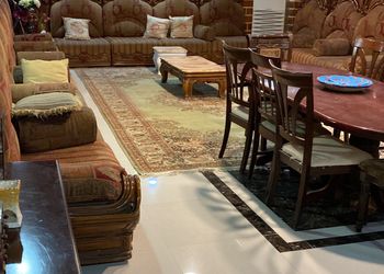 استراحة بمجلس وفناء خارجي 