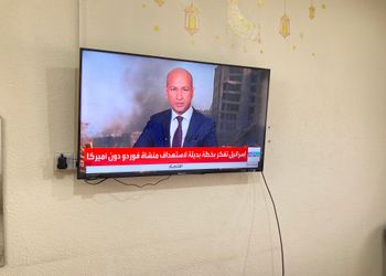 استديو بأثاث مريح وبسيط 