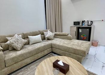 استديو هادئ بسرير ماستر 