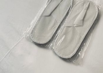 استديو بأثاث مريح وبسيط 