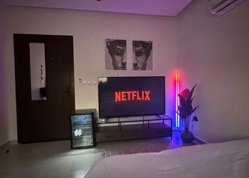 استديو بدخول ذاتي وسرير مريح 