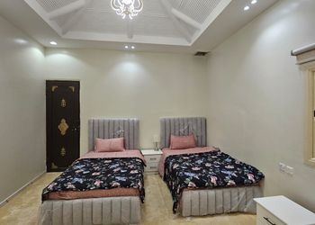 فيلا بمجالس واسعة وثلاث غرف نوم 