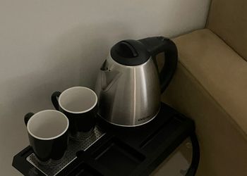 استديو بسرير ماستر وجلسة جانبية 