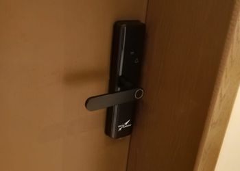 استديو بسرير ماستر ودخول ذاتي