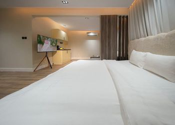 استديو بدخول ذاتي وسرير مريح 