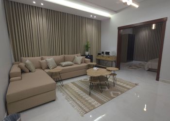استديو بسرير ماستر وجلسة جانبية