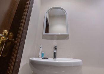 استديو بسريرين فردية