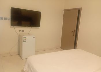 استديو بسرير ماستر
