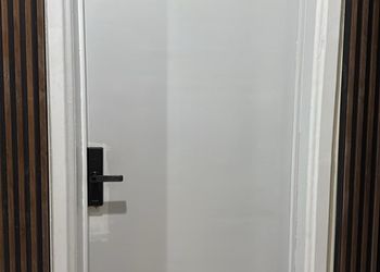 استديو هادئ بسرير ماستر 