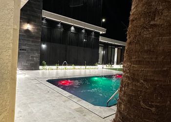 شاليه بملحق خارجي