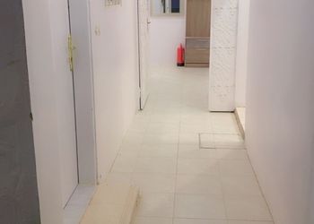 استراحة بمجلس وفناء خارجي 