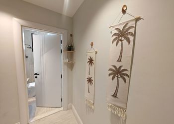 استديو بتصميم هادئ وسرير مريح