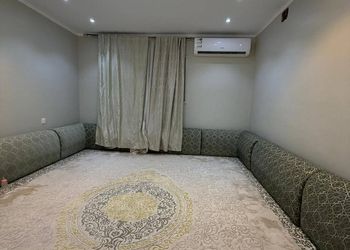 شاليه بمسبح خارجي وألعاب مائية