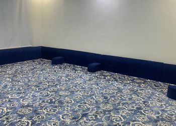 شاليه بألعاب مائية ومسطح اخضر