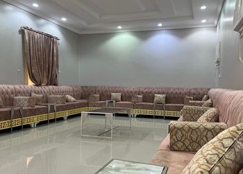 استراحة بمسطح اخضر ومجالس