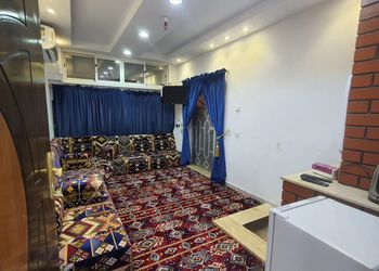 غرفة نوم و ألعاب اطفال خارجيه.